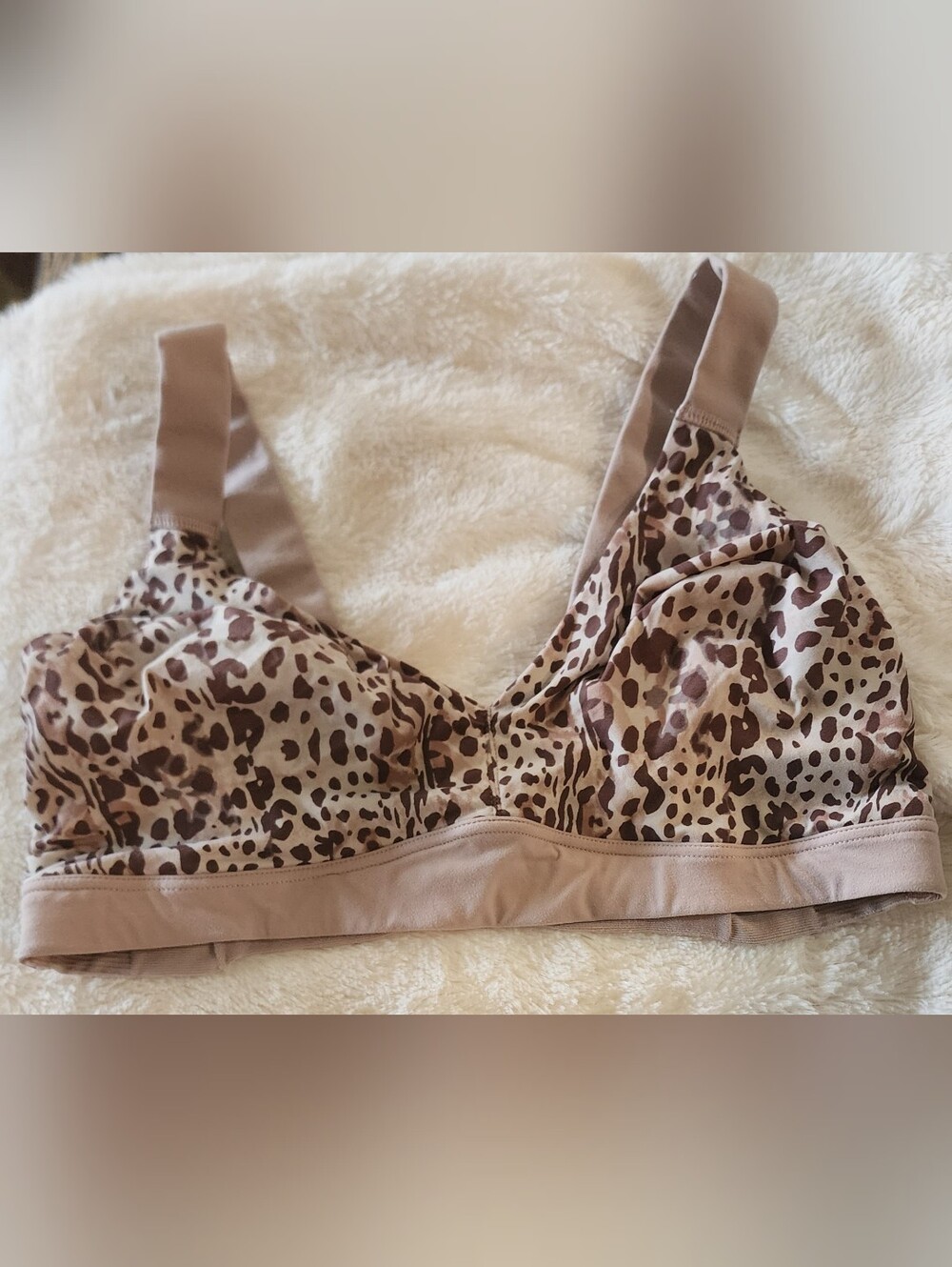SPANX Leopard-Print Wireless Bralette in Taupe and Tan Size XL